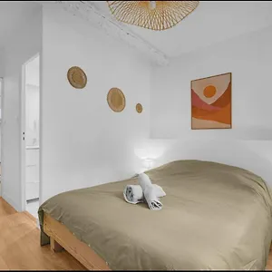  Appartement Grand Deux Pieces - Proche Metro - Terrasse